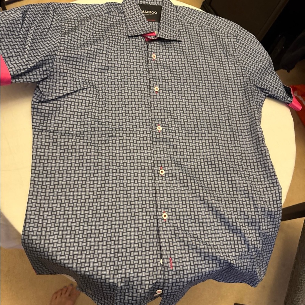 Macjoo Men's Navy Geometric Short-Sleeve Button-Down Shirt